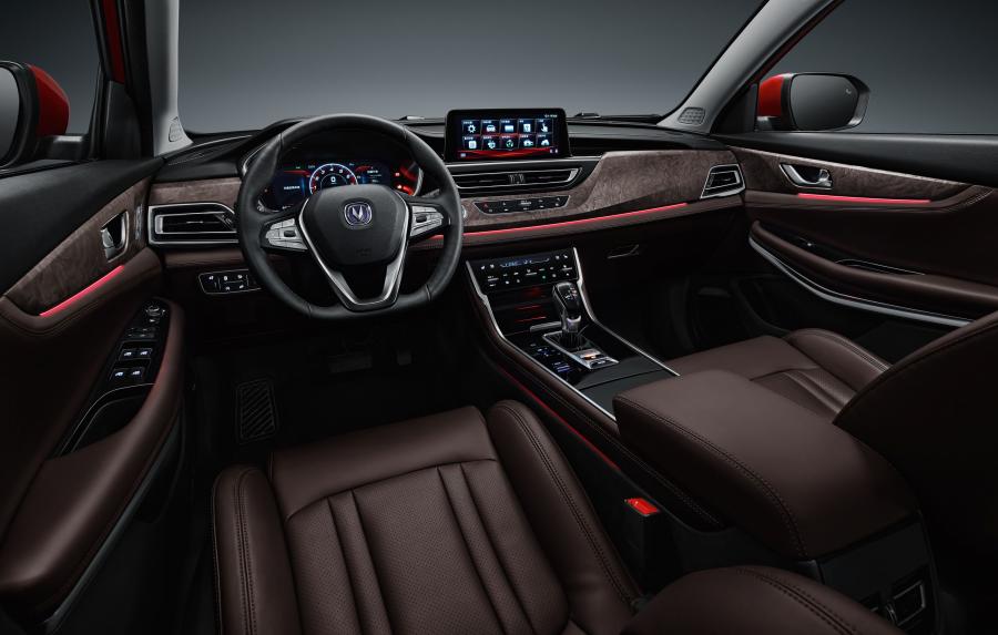 Торпедо ChangAn CS75 2018 года  (фото 18 из 35)